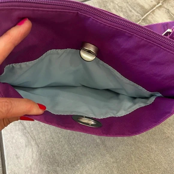💜 Baggallini Large Purple Nylon Shoulder | Crossbody Bag One Strap - Picture 4 of 10